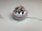 VINTAGE Porseleinen (snuif) doosje met bloemmotieven, Antiek en Kunst, Curiosa en Brocante, Ophalen of Verzenden