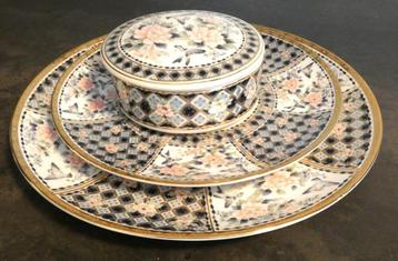 JAPANSE IMARI STIJL PORSELEIN [1691] beschikbaar voor biedingen