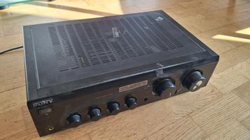 Sony versterker beschikbaar voor biedingen