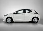 Toyota Yaris 1.5 Hybrid 115 Active | Airconditioning | Camer, Auto's, 12 maanden, Gebruikt, Euro 6, Wit