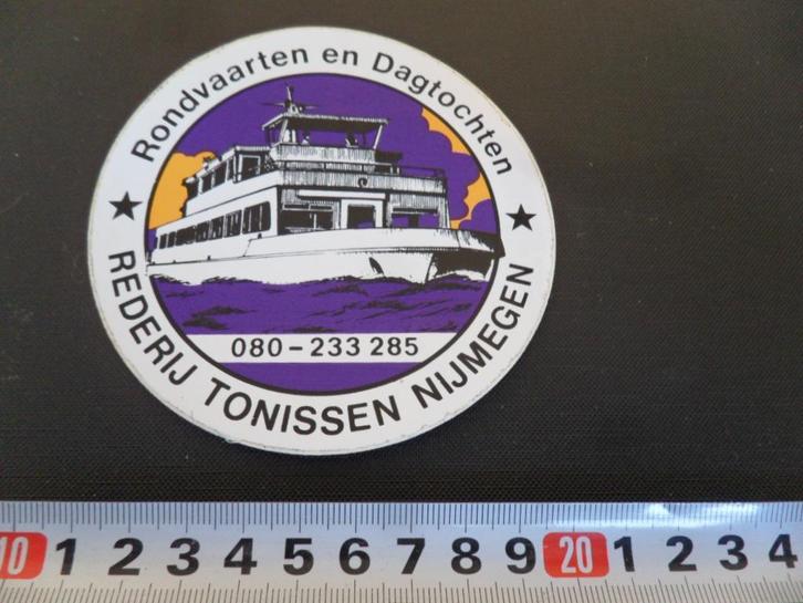 sticker nijmegen rederij tonissen rondvaarten en dagtochten, Verzamelen, Stickers, Zo goed als nieuw, Ophalen