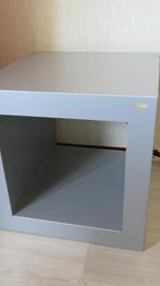 Leuke speelse 2 bijzettafels kubussen mat zilver, Huis en Inrichting, Tafels | Bijzettafels, Minder dan 55 cm, Metaal of Aluminium
