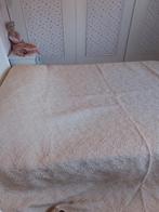 Sprei Ecru kleur doorgestikt, Huis en Inrichting, Slaapkamer | Beddengoed, Beige, Overige typen, Tweepersoons, Ophalen of Verzenden