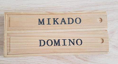 Mikado en Domino samen in een doosje., Hobby en Vrije tijd, Gezelschapsspellen | Bordspellen, Nieuw, Ophalen of Verzenden