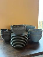 Servies (nieuw) kommen en kleine bordjes zwart en blauw, Huis en Inrichting, Ophalen, Overige stijlen, Kom(men)
