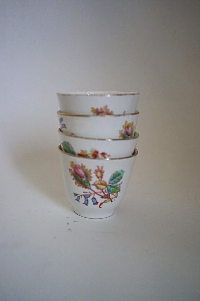 kop bekertje antiek societe ceramique porselein Maestricht, Ophalen of Verzenden