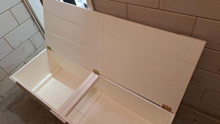 Grote witte houten opbergkist – handgemaakt, Huis en Inrichting, Woonaccessoires | Kisten, Zo goed als nieuw, Minder dan 50 cm