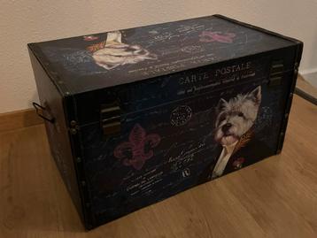 Opbergkist beschikbaar voor biedingen