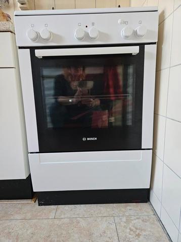 Bosh gas koken  en elektrische oven  beschikbaar voor biedingen