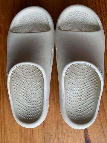 Crocs badslippers - maat 36-37 - dames/heren beschikbaar voor biedingen