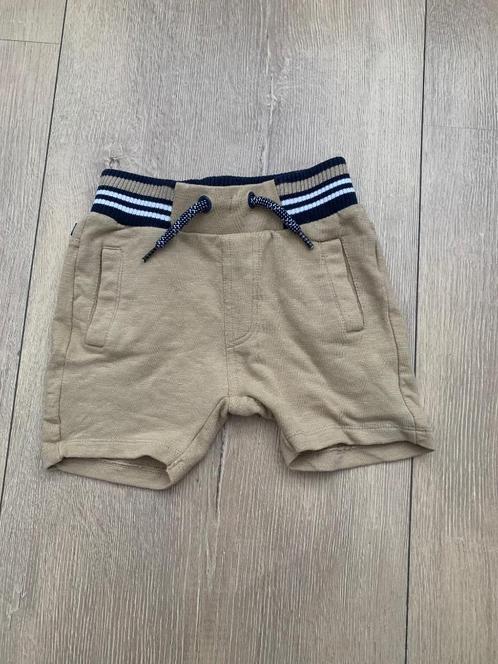 Kort broekje draagmaat 92, Kinderen en Baby's, Kinderkleding | Maat 92, Jongen, Broek, Ophalen of Verzenden