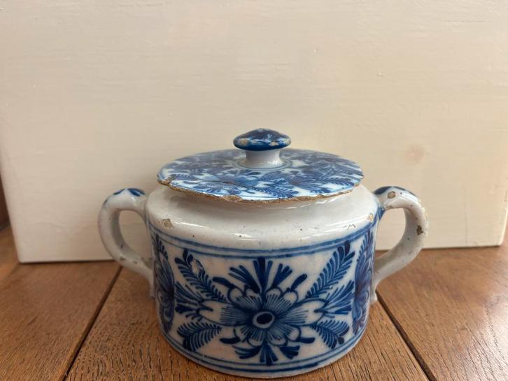 Delfsblauwe boterpot, 18e eeuw, gelijmd, Antiek en Kunst, Antiek | Keramiek en Aardewerk, Ophalen of Verzenden