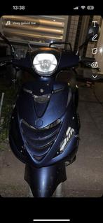 Piaggio zip 2019 model, Fietsen en Brommers, Scooters | Piaggio, Ophalen of Verzenden, Zo goed als nieuw, Zip