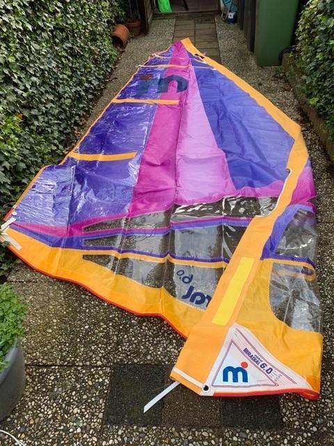 Gevraagd: oude Dacron of Mylar windsurfzeilen., Watersport en Boten, Windsurfen, Zo goed als nieuw, Zeil, Minder dan 5 m², Ophalen of Verzenden