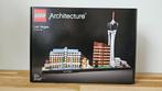 Lego Architecture 21047 - Las Vegas, Ophalen of Verzenden, Zo goed als nieuw, Complete set, Lego