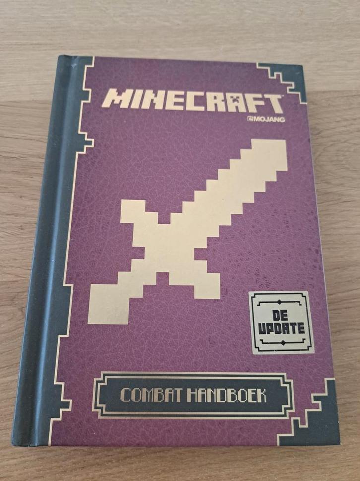 Minecraft Combat Handboek - Leer Vechten!, Boeken, Kinderboeken | Jeugd | onder 10 jaar, Gelezen, Non-fictie, Ophalen of Verzenden