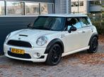 MINI Cooper S YOUNGTIMER (bj 2007), Voorwielaandrijving, Gebruikt, 4 cilinders, 4 stoelen