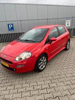 Fiat Punto 0.9 Twinair 74KW 5DR 2015 Rood, Auto's, Voorwielaandrijving, Stof, Zwart, 100 pk