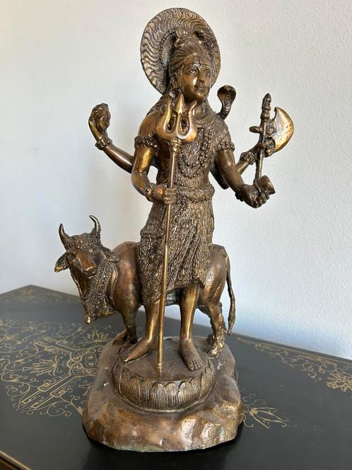 Antieke bronzen Shiva met heilige koe, Antiek en Kunst, Kunst | Niet-Westerse kunst, Ophalen of Verzenden
