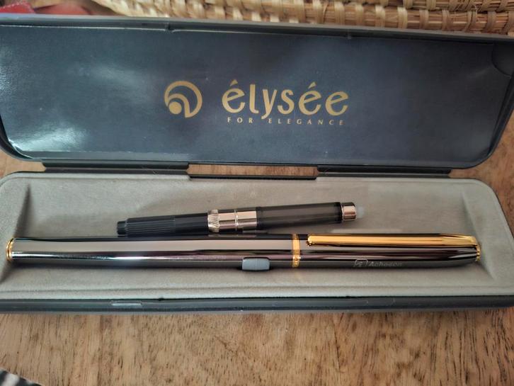 Élysée Vulpen - Elegantie in Elke Lijn, Antiek en Kunst, Antiek | Kantoor en Zakelijk, Ophalen of Verzenden