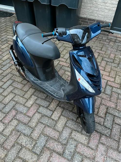 Zip 70cc 2takt, Fietsen en Brommers, Scooters | Piaggio, Zip, Tweetakt, Ophalen