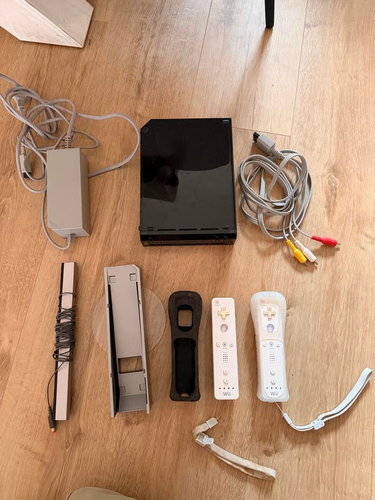 Zwarte Nintendo Wii met 2 Controllers, Ophalen, Gebruikt, Met 2 controllers
