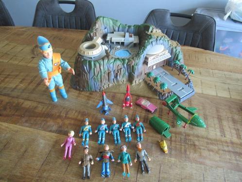 SUPER COMPLEET Thunderbird eiland Island 11 poppen 100% goed, Verzamelen, Speelgoed, Zo goed als nieuw, Ophalen of Verzenden