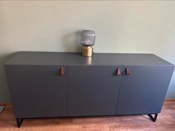 Set tv meubel + dressoir beschikbaar voor biedingen