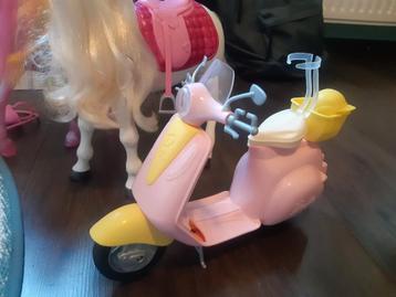 Barbie Scooter beschikbaar voor biedingen