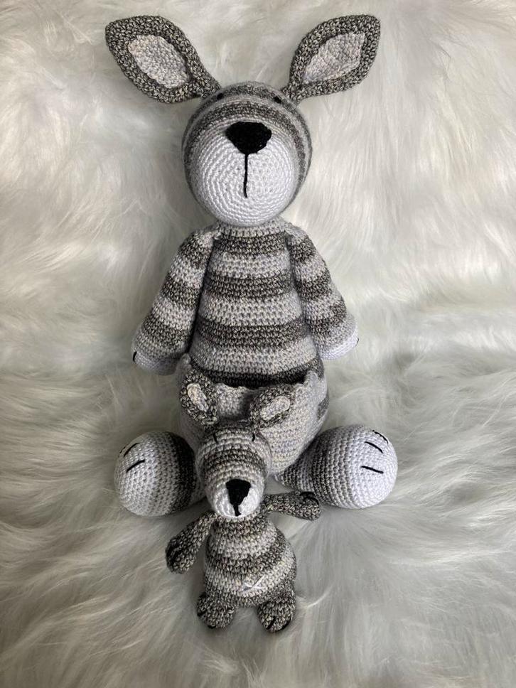 Gehaakte Kangoeroe met Baby, Kinderen en Baby's, Speelgoed | Knuffels en Pluche, Nieuw, Overige typen, Ophalen of Verzenden