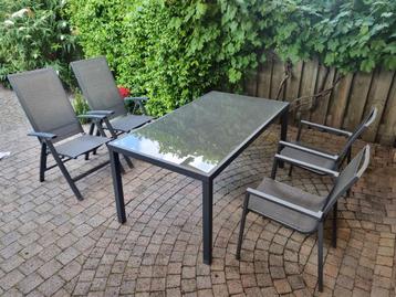 Tuinset beschikbaar voor biedingen