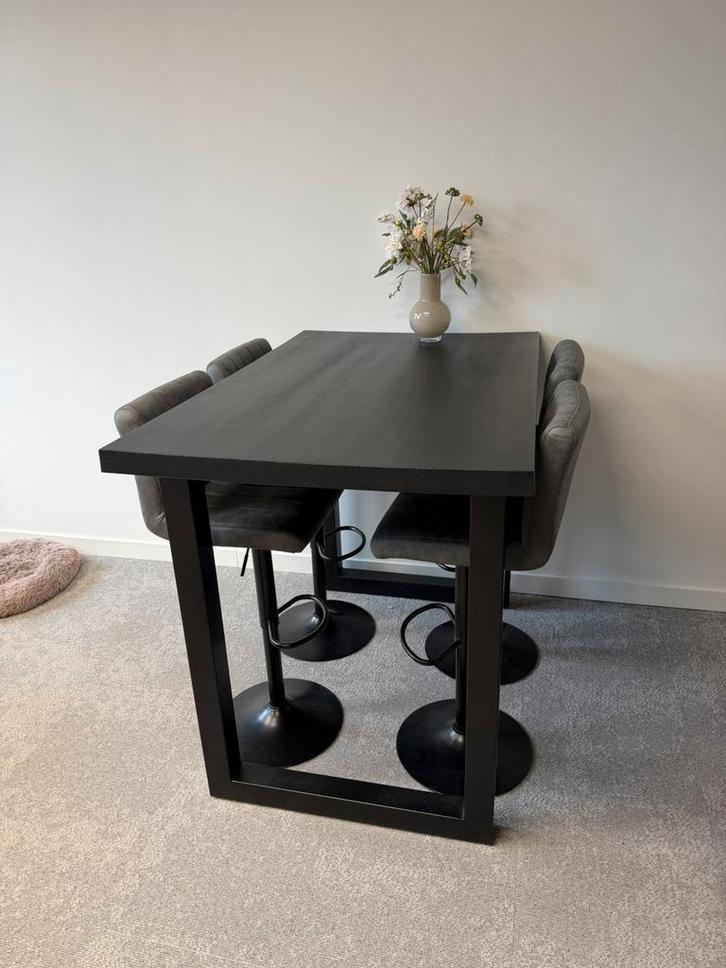 Bartafel + barstoelen, Huis en Inrichting, Tafels | Sidetables, Nieuw, 75 cm of meer, 100 tot 150 cm, Rechthoekig, Overige houtsoorten