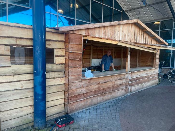 Houten Verkoopkiosk / Chalet, Tuin en Terras, Tuinhuizen, Schuur, Ophalen