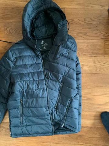 Moose knuckles beschikbaar voor biedingen