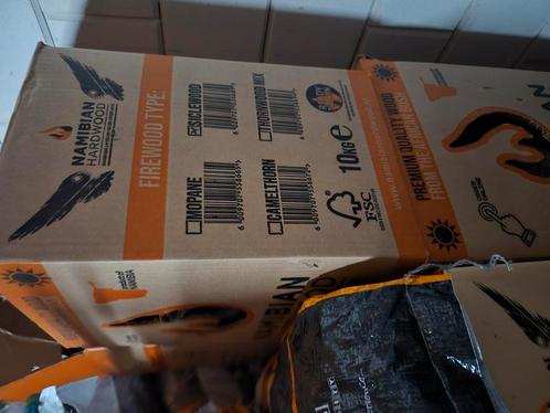 Partij braaihout dozen en zakken 46 stuks, Tuin en Terras, Houtskoolbarbecues, Nieuw, Ophalen of Verzenden