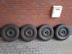 Winterbanden + stalen velgen 215/70/r16, Auto-onderdelen, Banden en Velgen, 16 inch, Gebruikt, 215 mm, Winterbanden