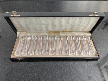 Art Deco messenleggers van kristal in doos. Set van 12. beschikbaar voor biedingen