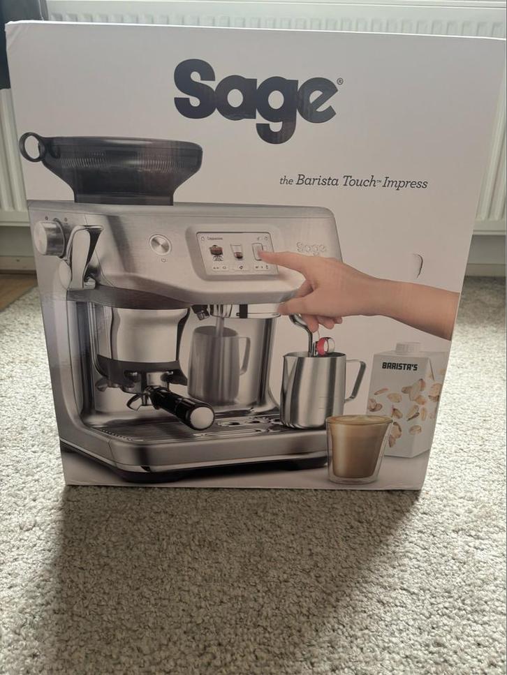 Sage Barista Touch Impress Espresso Machine, Witgoed en Apparatuur, Koffiezetapparaten, Nieuw, Koffiebonen, Espresso apparaat
