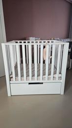 Box van Europe Baby met ruime opberglade, Ophalen, Zo goed als nieuw, Wieltjes