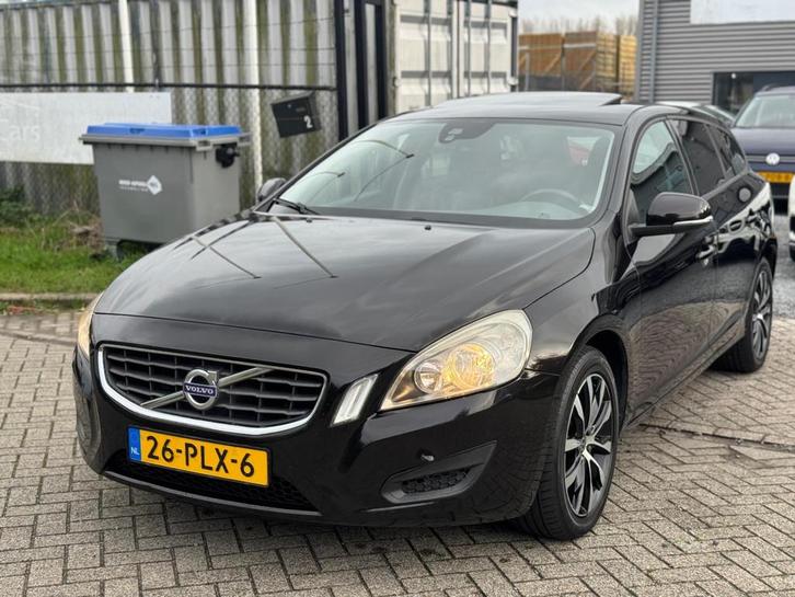 Volvo V60 1.6 T3 Kinetic Navi Clima Opendak Leer, Auto's, Volvo, Bedrijf, Te koop, V60, ABS, Airbags, Airconditioning, Boordcomputer