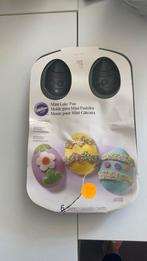Wilton paas cupcake pan, Ophalen of Verzenden, Nieuw, Cupcakes, Bakvorm