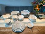 Intermezzo 73-delig Design Servies - Zo Goed Als Nieuw, Huis en Inrichting, Ophalen, Keramiek, Zo goed als nieuw, Effen