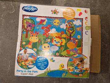 Baby speel kleed beschikbaar voor biedingen