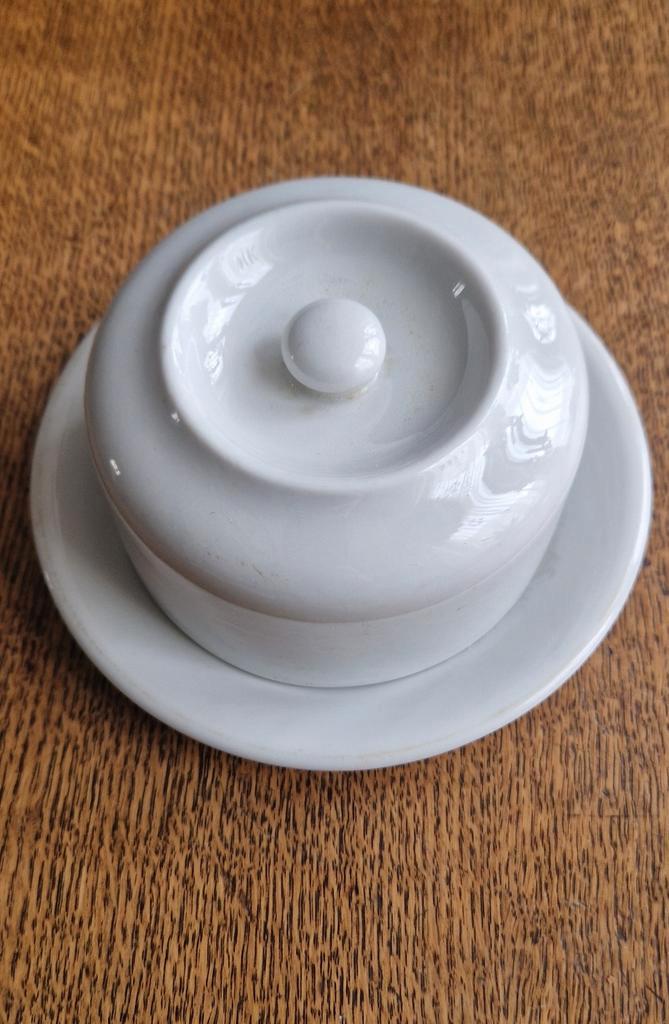 Vintage R. Regout Maastricht Boterpot, Antiek en Kunst, Antiek | Porselein, Ophalen of Verzenden