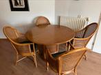 4 rotan stoelen en tafel 1.20m doorsnede, Huis en Inrichting, 100 tot 150 cm, Rond, Gebruikt, Vier personen