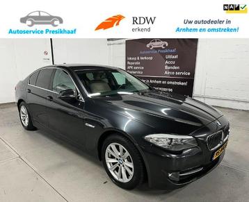BMW 5-serie 523i Executive Automaat VOL-LEDER / NAVIGATIE beschikbaar voor biedingen