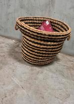 Grote gevlochten mand, Ophalen of Verzenden, Rond, Riet