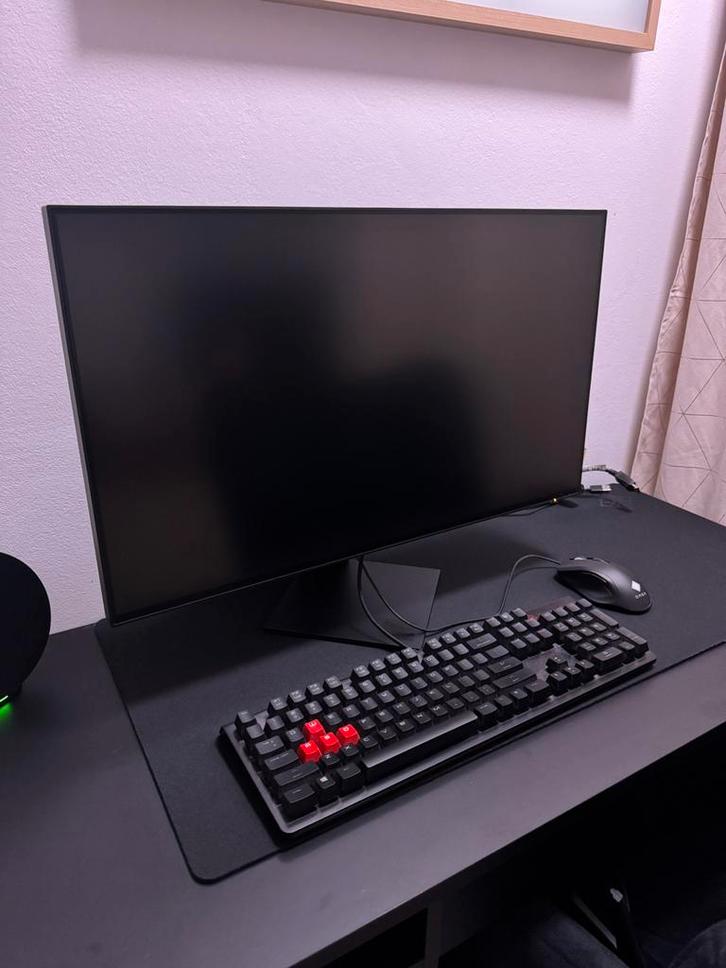 HP OMEN 27u 4K Gaming Monitor, Computers en Software, Monitoren, Zo goed als nieuw, 101 t/m 150 Hz, DisplayPort, HDMI, Gaming