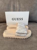 Guess Fabetzy Slippers, Slippers, Beige, Ophalen of Verzenden, Zo goed als nieuw