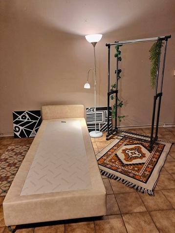 Pullman Boxspring Eenpersoonsbed 80×200 cm beschikbaar voor biedingen